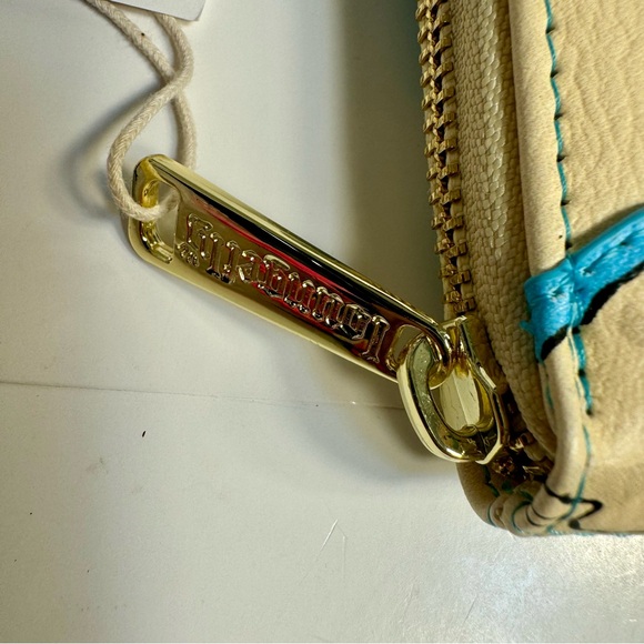 NWT. Disney Loungefly Lilo & Stitch Scrump Beach Scene Zip Around Wallet - Picture 5 of 16